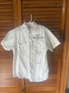 Uproar White Short-Sleeve Button-Up Shirt with Graphic Detail Boys Size 8